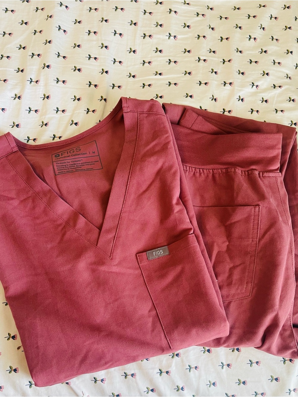 Figs M Mauve Scrubset